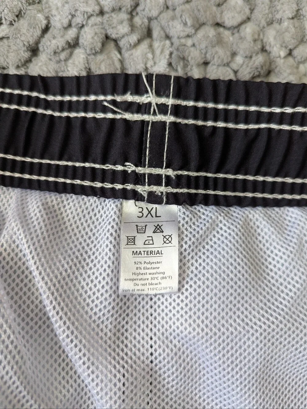 Men's Black to Gray Gradient Cargo Swim Trunks with Drawstring